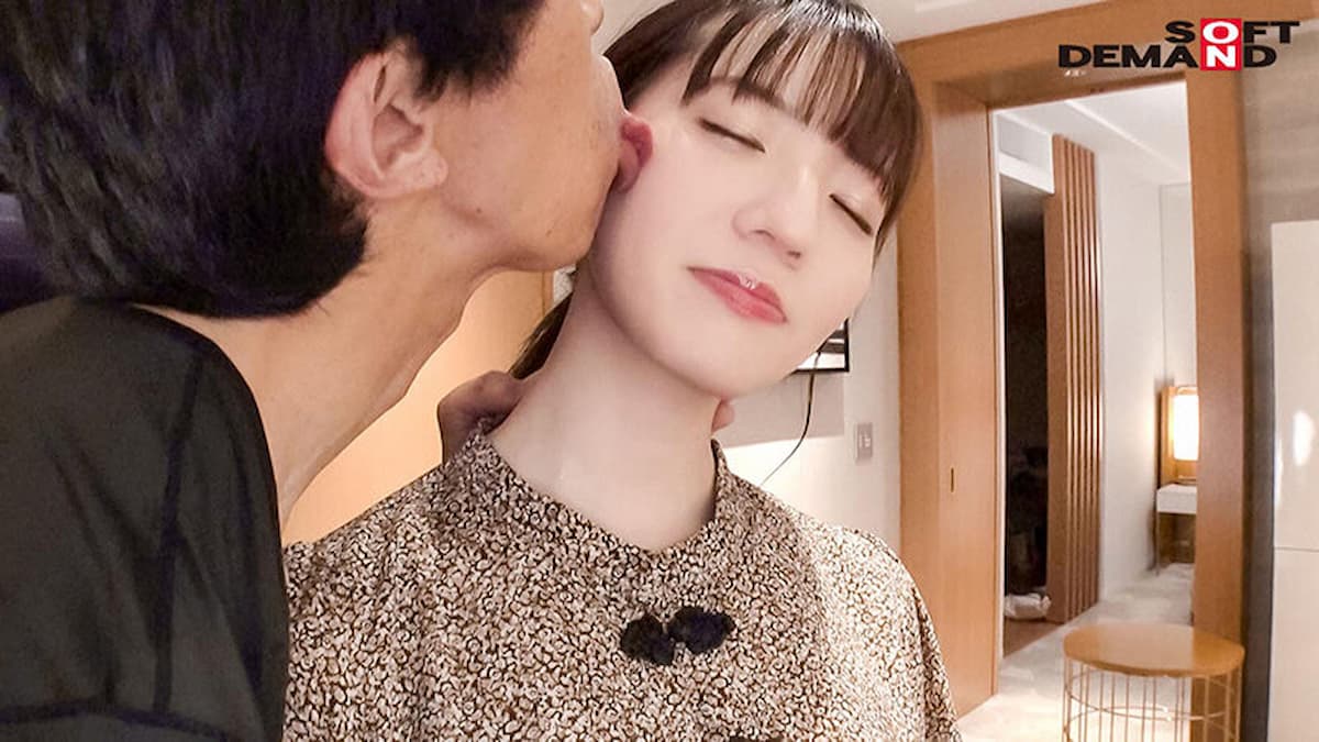 白Fカップ声優学生。顔面から脇の下、足の指まで余すことなく舐めつくした合計2日間 小花のん サンプル画像